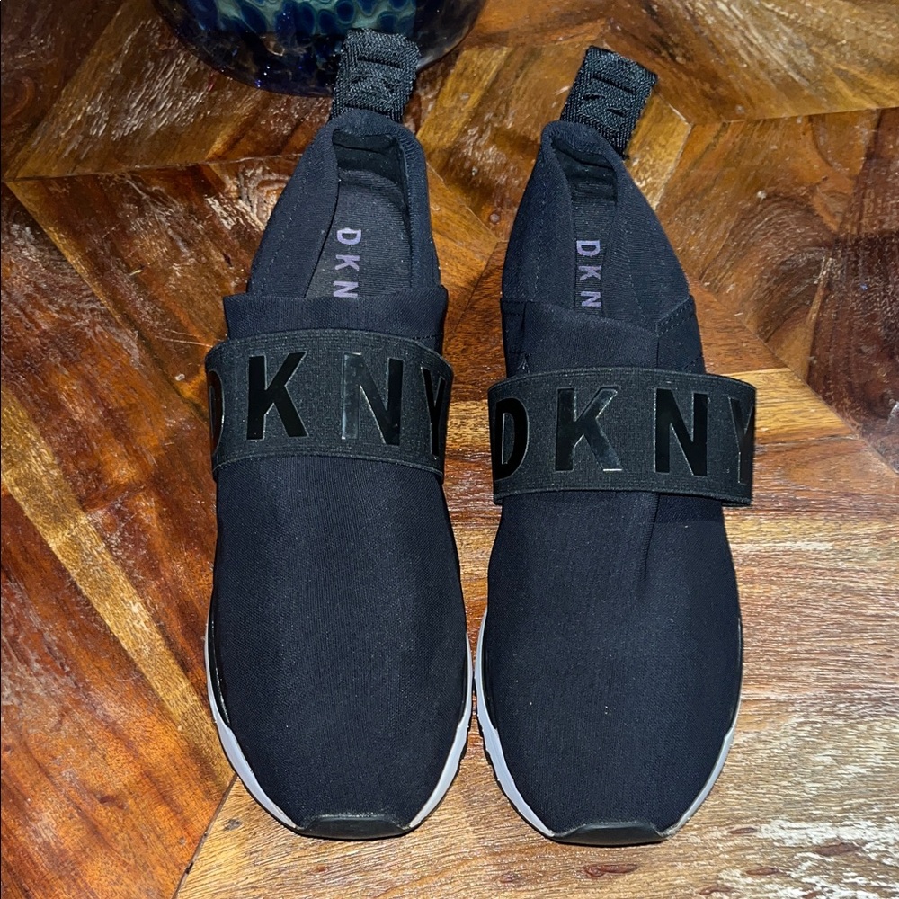 DKNY Women’s Black Slip-On Sneakers